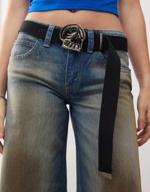 Cheap Monday - Unisex riem met metalen doodshoofdgesp in zwart