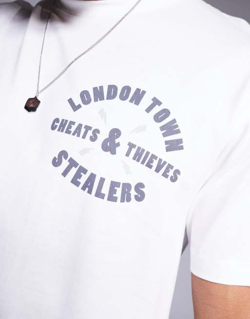 Cheats & Thieves - T-shirt 200 gsm bianca con stampa "London Town" sul retro, 2 di 4