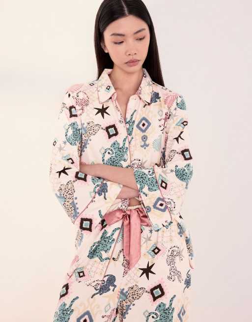 Chelsea Peers Bohemian leopard print long pyjama set in off white, 7 of 7