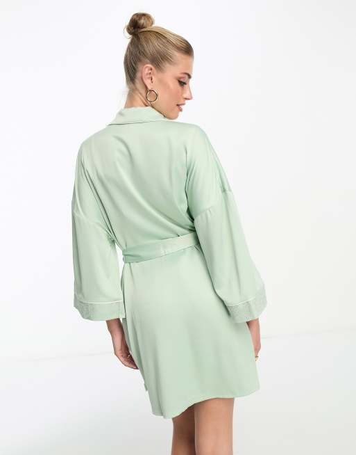 Chelsea Peers bridesmaid kimono robe with lace cuff in soft green