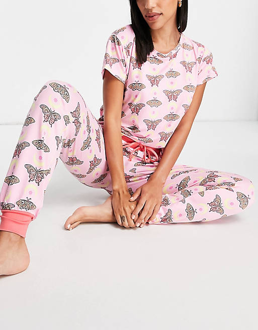 Chelsea Peers butterfly and moon printed pyjama set in pink