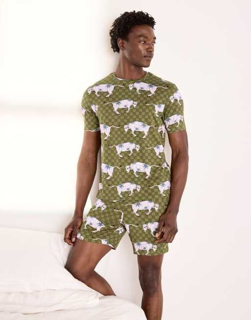 Chelsea Peers Checkerboard bison print short pyjama set in olive, 5 of 7