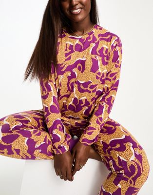 Chelsea Peers cheetah long pyjamas in burgundy