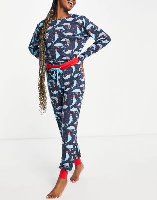 Chelsea Peers Chelsea Peers Christmas festive whales long pyjamas in navy