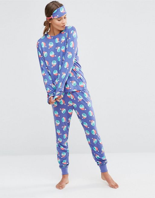 Chelsea Peers | Chelsea Peers Christmas Naughty Sprouts Pyjama Set with ...