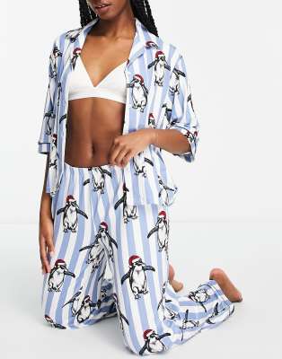 Chelsea Peers Chelsea Peers christmas penguin satin stripe pyjamas in pale blue-Navy