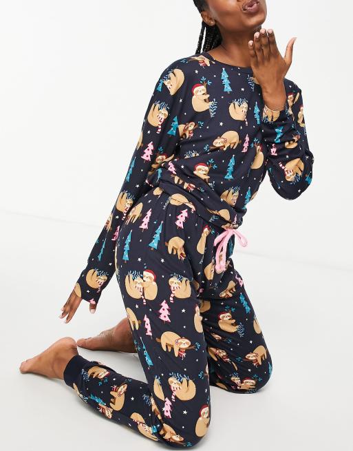 Chelsea Peers christmas sloth long pajamas in navy