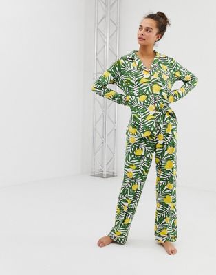 Chelsea Peers – Citronmönstrat pyjamasset med platt krage-Flerfärgad