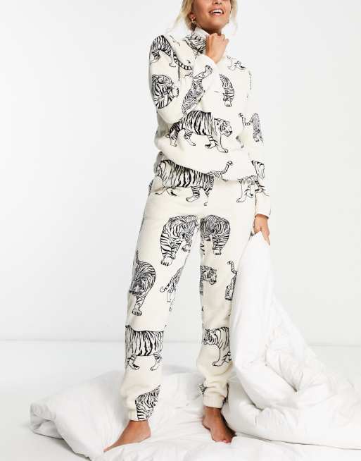 Chelsea Peers - Completo comodo con felpa in pile e joggers color crema con zip sul davanti e stampa di tigri