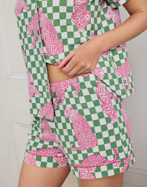 Chelsea Peers Cotton checkerboard leopards print short pyjama set in green, 3 of 4