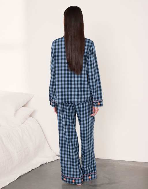 Chelsea Peers Cotton embroidered gingham mythical dragon print long pyjama set in navy, 4 of 6