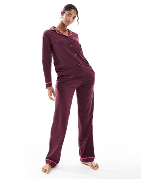 Chelsea Peers cotton long sleeve revere pyjama set in Good Night print - view 1