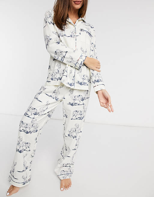 Chelsea Peers cotton sketchy stag print long revere pyjama set in cream 