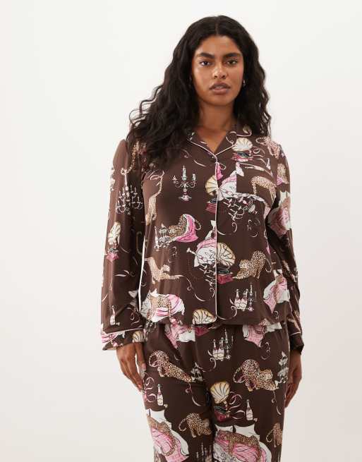 Chelsea Peers Curve - conjunto de pijama abotonado con estampado de leopardo neutro, 4 de 4
