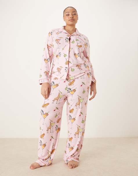 Chelsea Peers Curve long button-up pyjama set in pink martini animal print - view 1