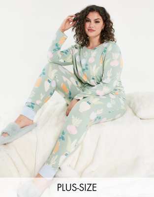 Chelsea Peers Chelsea Peers Curve long sleeve top and jogger pyjama set in sage plant print - LGREEN