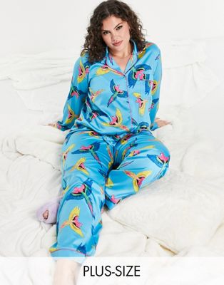 Chelsea Peers Curve premium satin revere top and trouser pyjama set in blue parrot print