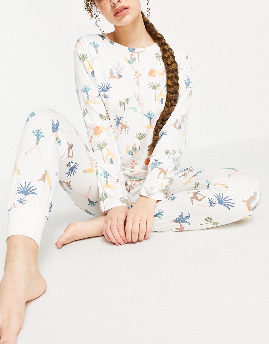 Chelsea Peers eco poly long top and sweatpants pajama set in yoga ladies print-White