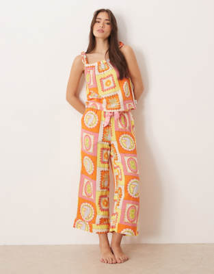 Ensemble de nuit en gaze à imprimé tropical quadrillé avec pantalon et caraco - Multicolore 38