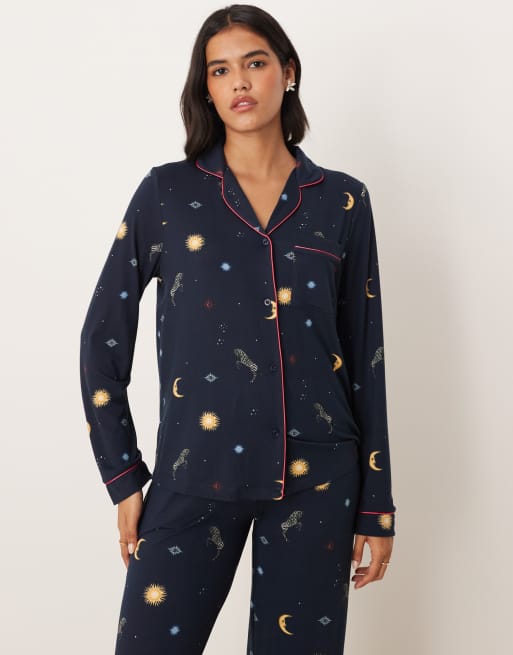 Chelsea Peers - Ensemble de pyjama en polyester avec col à revers et manches longues - Imprimé céleste et zèbres, 3 de 4