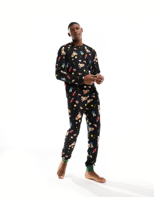 Chelsea Peers - Ensemble de pyjama long avec motif chien dans l'espace - Noir