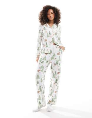 Exclusive Christmas print long sleeve top and pants pajama set in cream-White