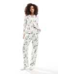 [Chelsea Peers] Chelsea Peers Exclusive Christmas print long sleeve top and pants pyjama set in cream-White M CREAM