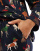 Thumbnail 4 van 4