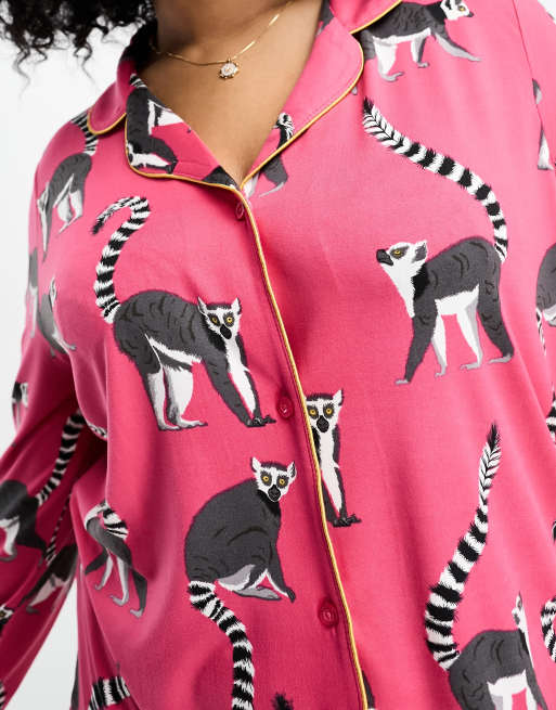 Chelsea Peers Exclusive Curve jersey lemur print button top and