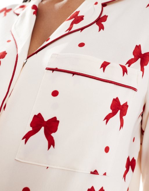 Chelsea Peers Exclusive Maternity poly red bow print pyjama set in cream, 3 of 4