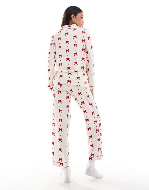 Chelsea Peers Exclusive Maternity poly red bow print pyjama set in cream, 4 of 4