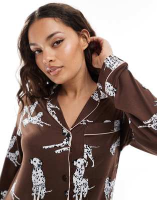Chelsea Peers Petite Chelsea Peers Exclusive Petite Dalmation Long Sleeve Revere Top & Pants Pajama Set In Brown