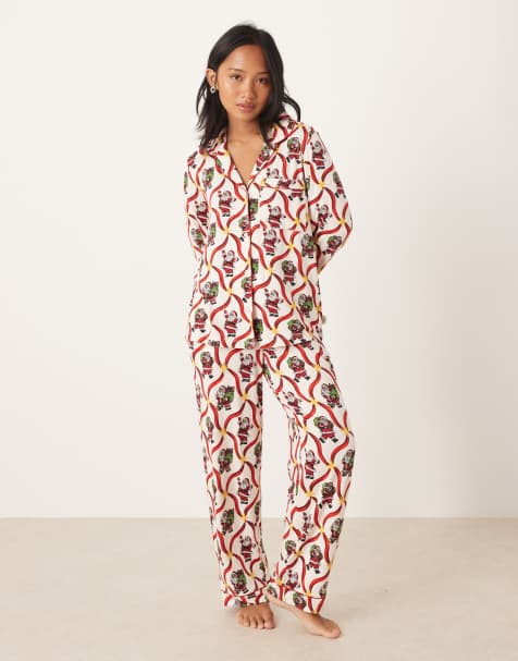 Chelsea Peers Exclusive Petite poly long sleeve camp collar pajama set in Christmas candy cane santa print - view 1