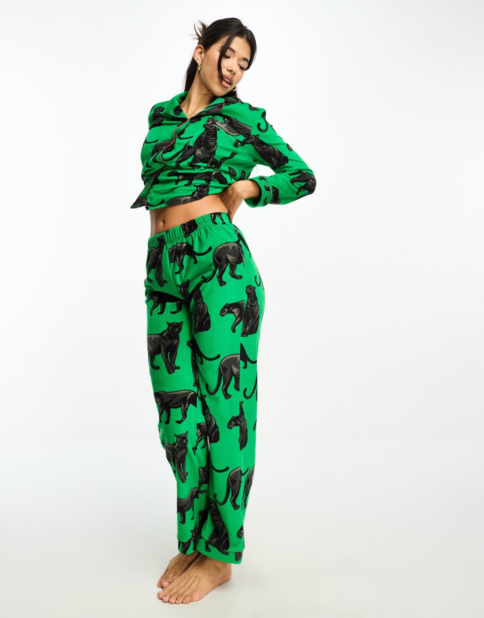 Chelsea Peers Exclusive velour panther print top and trouser