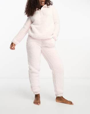 Chelsea Peers - Exklusives Set mit Fleece-Oberteil und Jogginghose in Rosa