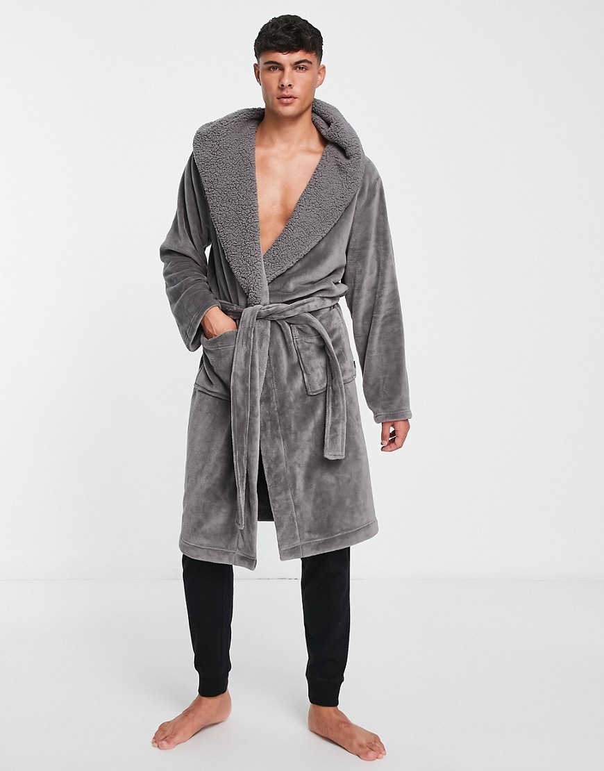 Chelsea Peers fleece dressing gown in gray