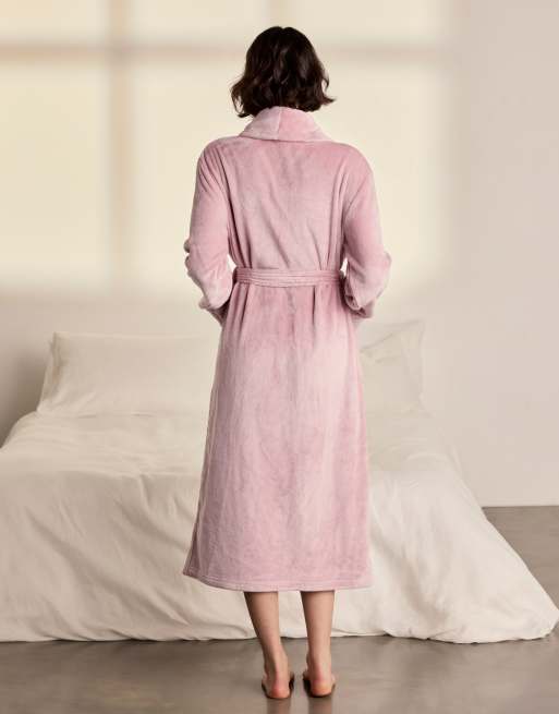 Chelsea Peers Fleece long dressing gown - pink in pink, 2 of 7
