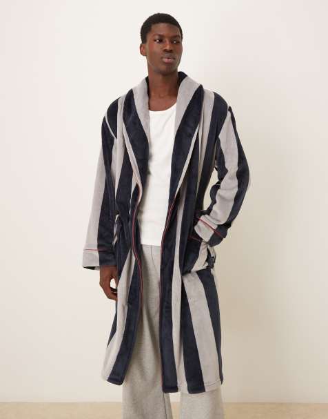 Chelsea Peers fleece robe in stripe print - view 1