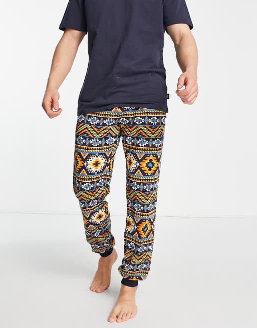 Chelsea Peers – Gemusterter Pyjama in Orange und Marineblau