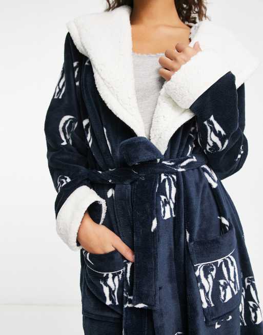 Chelsea Peers hooded dressing gown in navy and white penguin print | ASOS