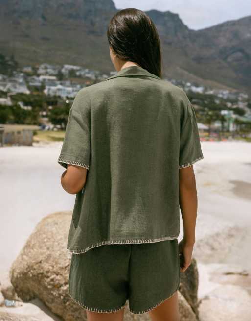Chelsea Peers Linen-blend embroidered short sleeve shirt in khaki, 3 of 4