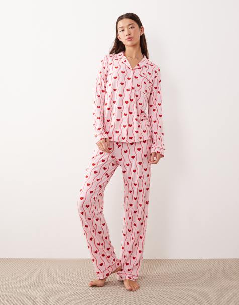 Chelsea Peers long button up pajama set in pink wavy heart print - view 1