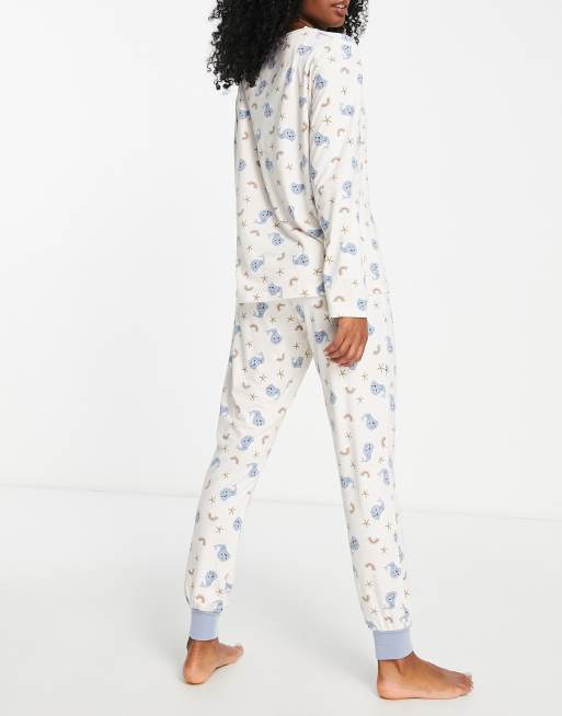 Chelsea Peers long pajama set in stone and light blue whale print