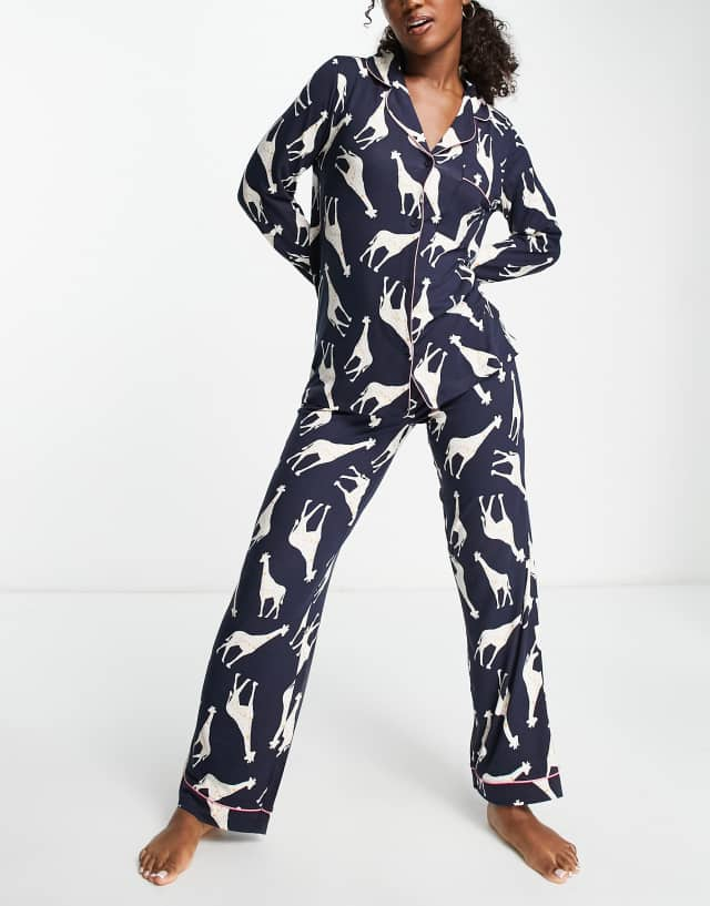 Chelsea Peers long sleeve shirt and pants pajama set in navy giraffe print