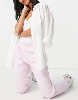 chelsea peers -  – Lounge-Jogginghose in Pastellrosa