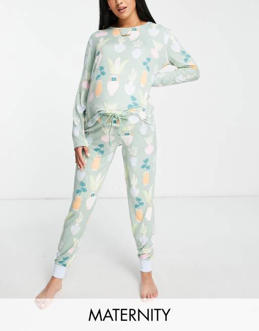 Chelsea Peers Maternity long sleeve top and sweatpants pajama set in sage plant print  