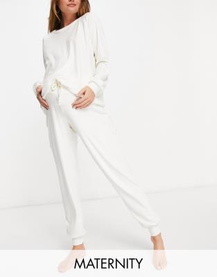 chelsea peers maternity loungewear