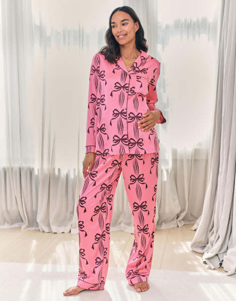 Chelsea Peers Maternity satin bow print long pyjama set in pink - view 1