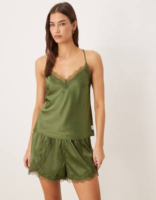 Chelsea Peers - Nachtwäsche-Set für die Brautjungfern aus Satin in Khaki mit Oberteil mit überkreuzten Trägern am Rücken...