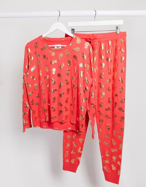 Chelsea Peers pineapple foil pyjama set in red and gold